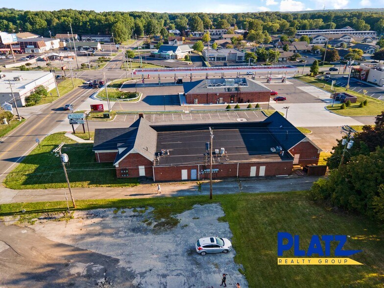 More Photos Of 7178 West Blvd, Boardman Office For Lease