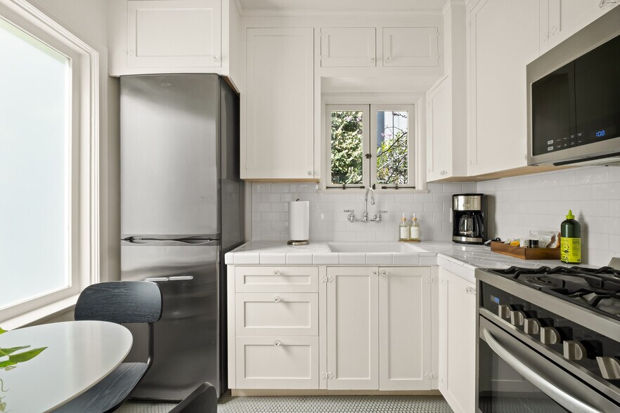 More Photos Of 1525-1537 Union St, San Diego Apartments For Sale