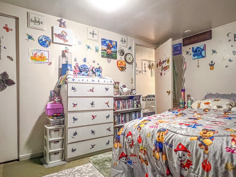 More Photos Of 153 Main St, Delhi Apartments For Sale