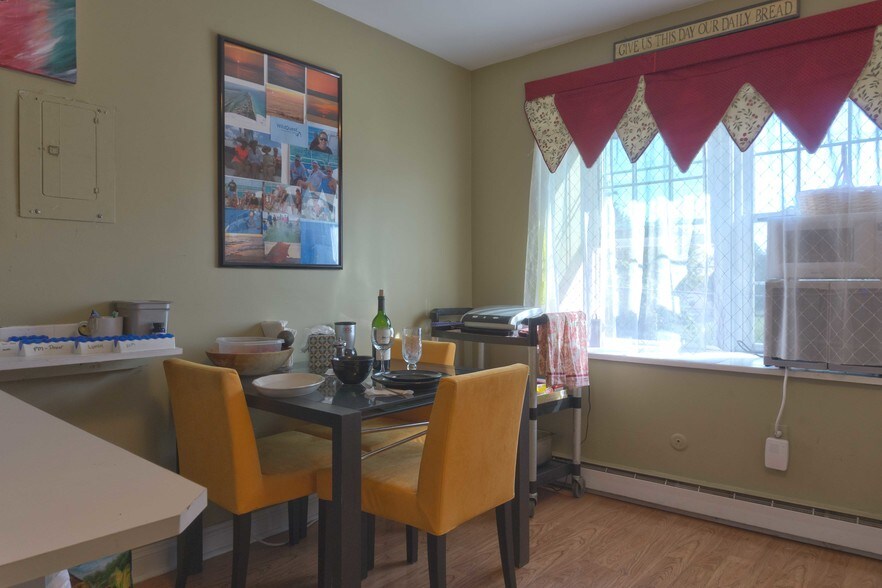 More Photos Of 4215 W Lincoln Hwy, Downingtown Medical For Sale