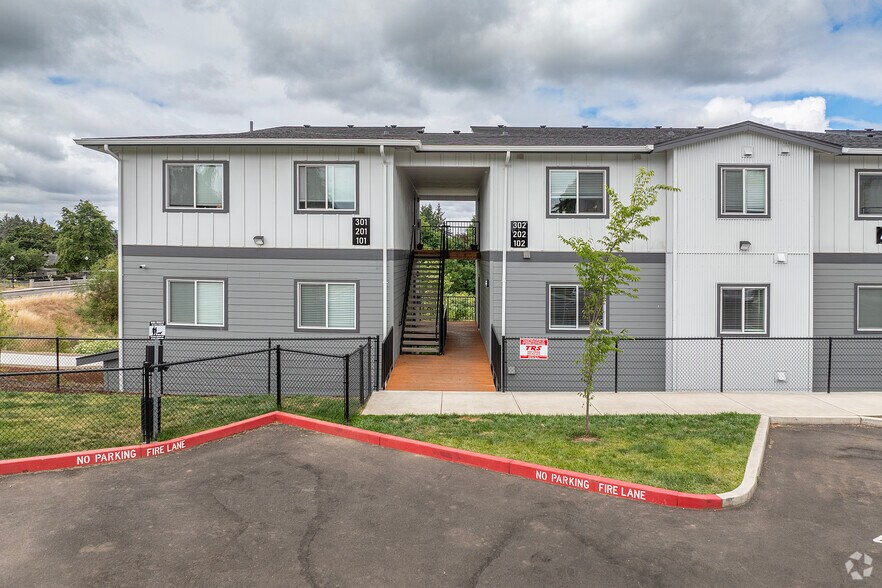 More Photos Of 4853 Verda Ln NE, Keizer Apartments For Sale
