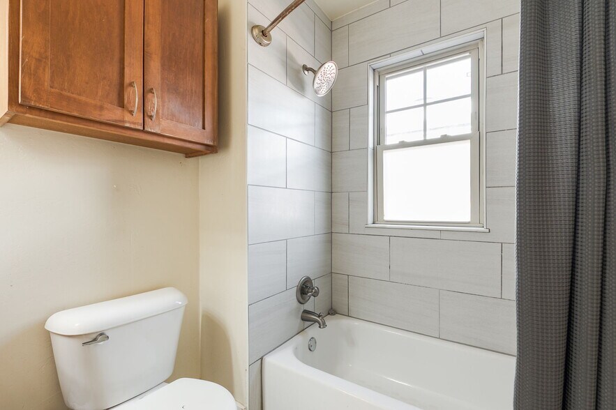 More Photos Of 1138 NW 34th, Oklahoma City Apartments For Sale