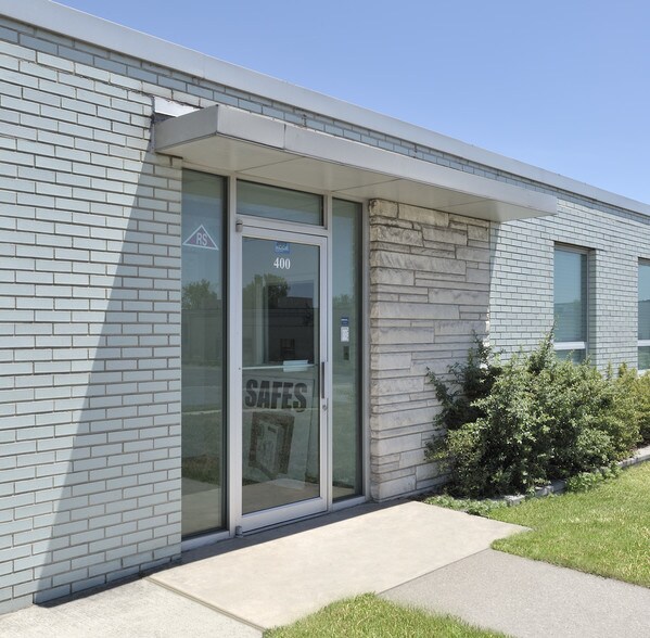 More Photos Of 400 Meadow Ln, Carlstadt Warehouse For Lease