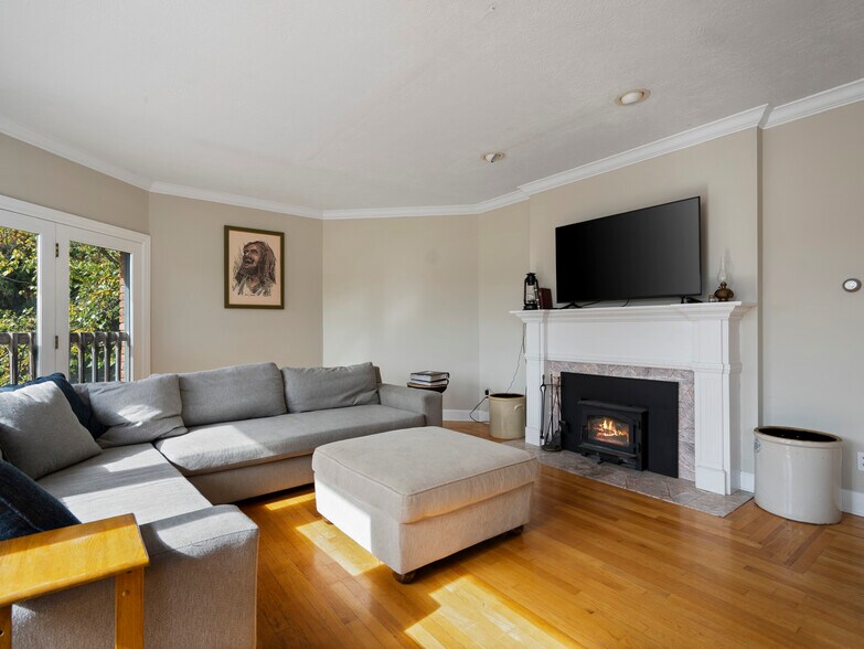 More Photos Of 55 S Hope Rdg, Traverse City Lodge Meeting Hall For Sale