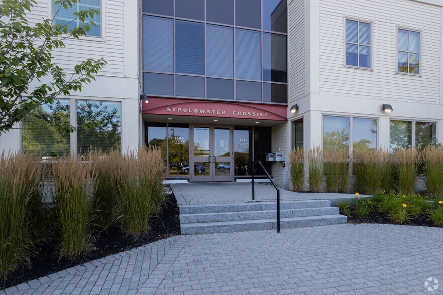 More Photos Of 1685 Congress St, Portland Office For Sale