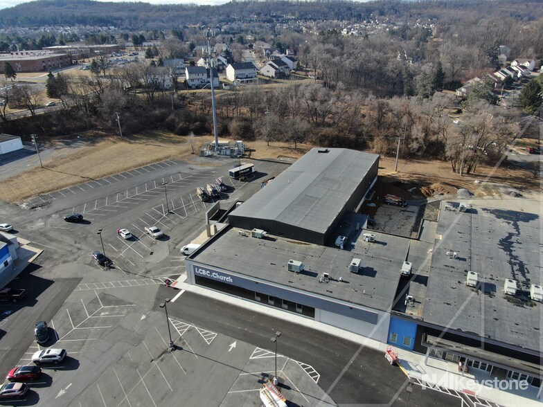 More Photos Of 172 Shillington Rd, Sinking Spring General Retail For Lease