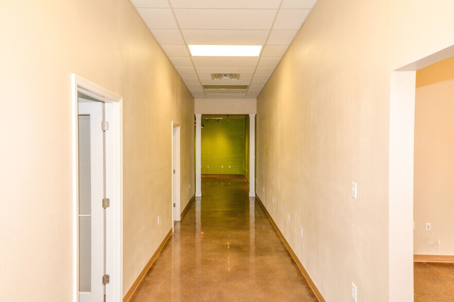 More Photos Of 15506 Highway 5, Cabot Storefront For Lease