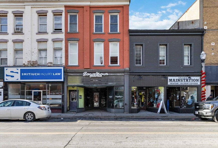 Primary Photo Of 14-16 Norfolk St S, Simcoe Storefront Retail Residential For Lease
