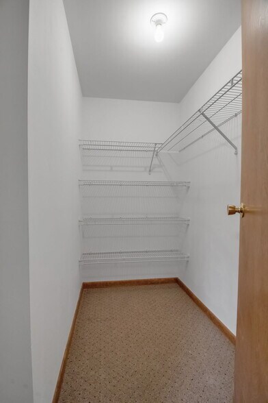 More Photos Of 6272 Robinson Rd, Lockport Medical For Sale