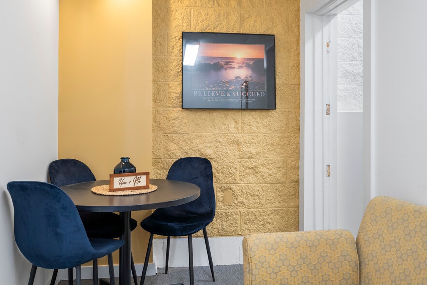 More Photos Of 395 Sabattus St, Lewiston General Retail For Sale