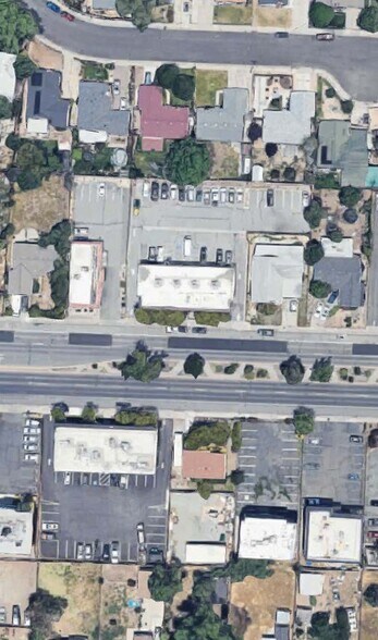 More Photos Of 535 E Plumb Ln, Reno Office For Lease