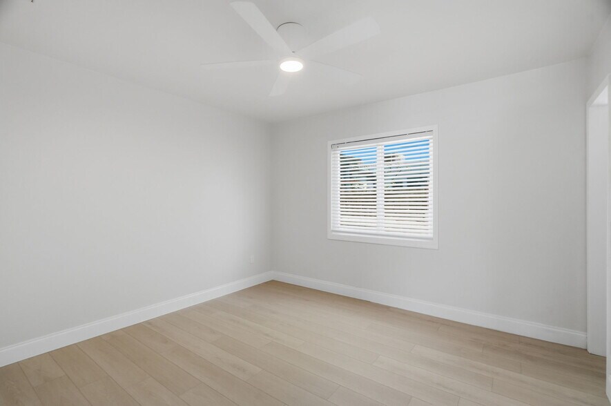 More Photos Of 3101 Beach Blvd S, Gulfport Apartments For Sale