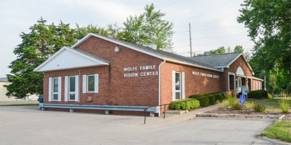 Primary Photo Of 100 S 23rd St, Fairfield Office For Sale
