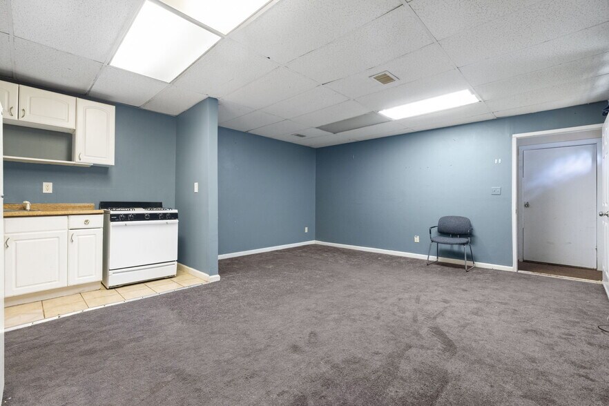 More Photos Of 168-172 Main St, Nyack Storefront For Sale
