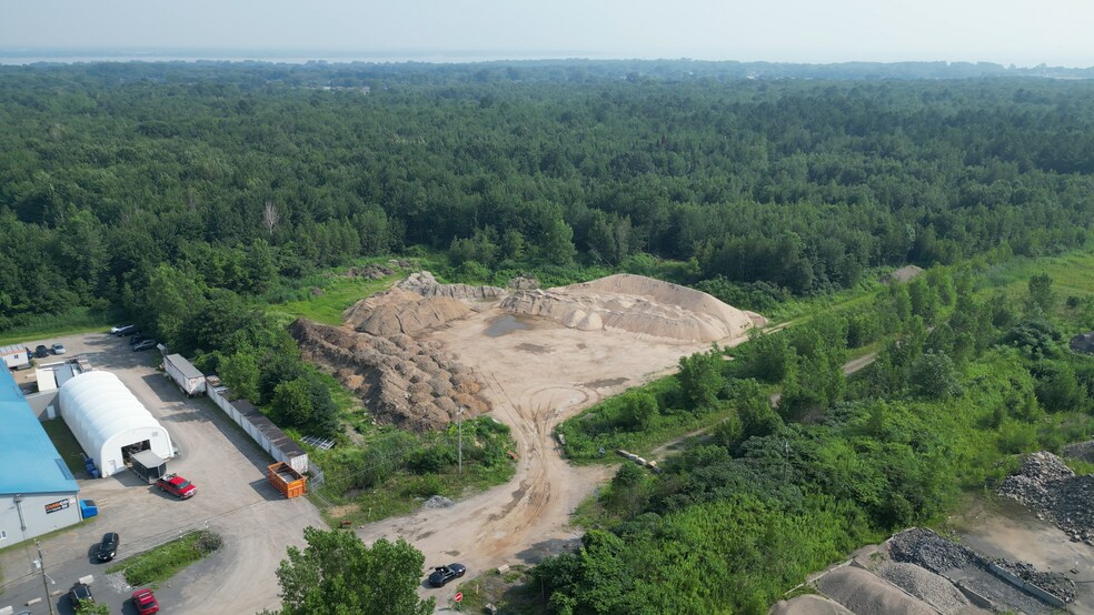Primary Photo Of Rue Jacques-Létourneau, Trois-Rivières Land For Sale
