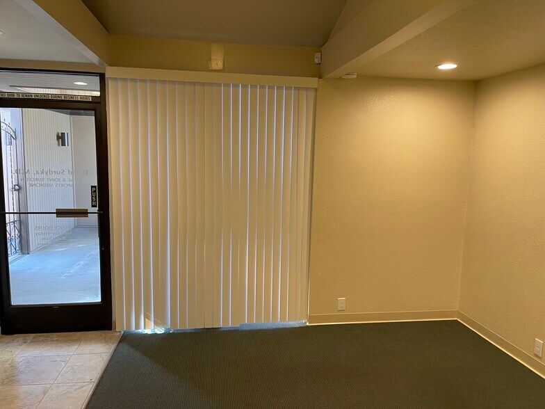 More Photos Of 2740 W Main St, Visalia Medical For Lease