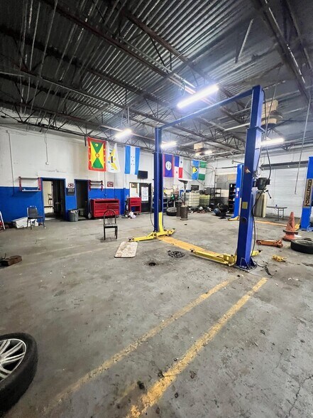 More Photos Of 8200-8290 W Bellfort St, Houston Unknown For Lease