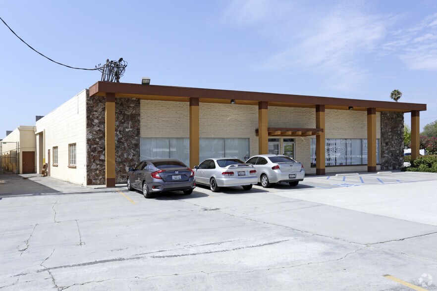 More Photos Of 11816-11850 Washington Blvd, Whittier Unknown For Lease