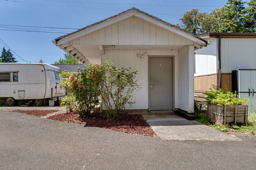 More Photos Of 351 Front St, Junction City Manufactured Housing Mobile Home Park For Sale
