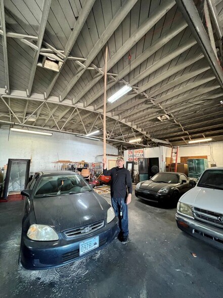 More Photos Of 939 W Main St, El Cajon General Retail For Sale