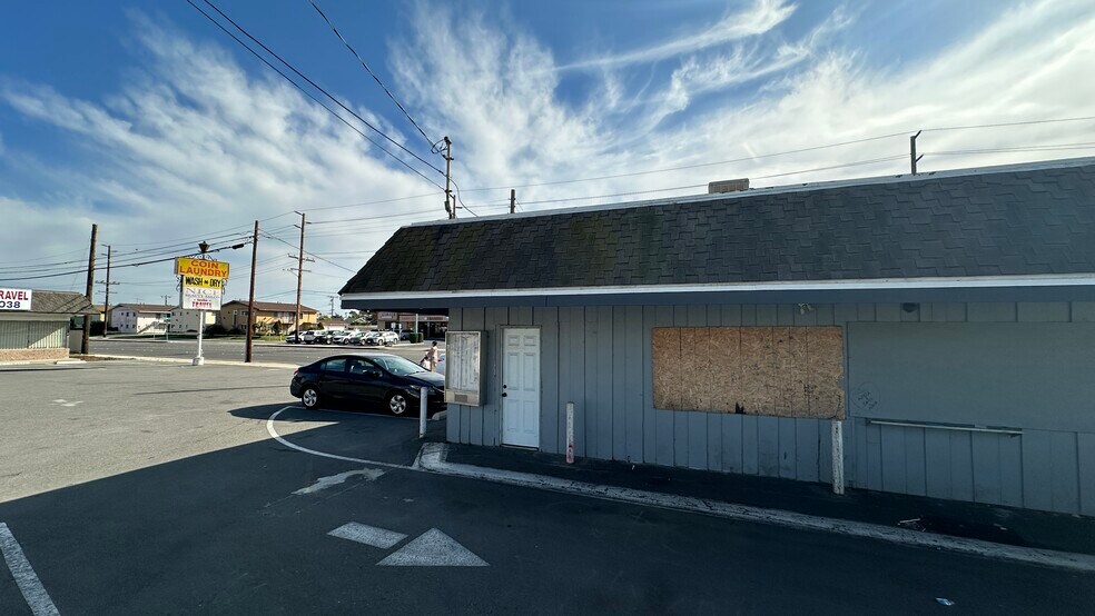 More Photos Of 10051 McFadden Ave, Westminster Fast Food For Lease