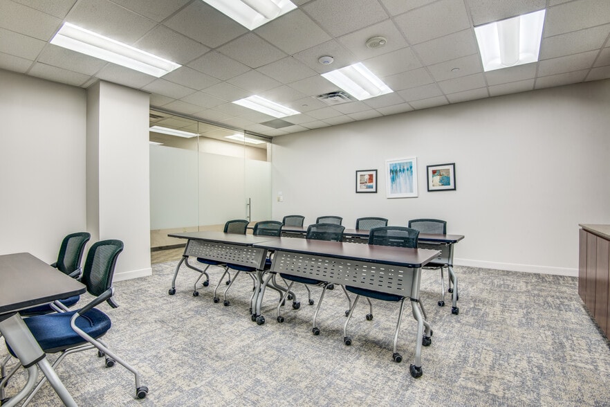 More Photos Of 1212 Corporate Dr, Irving Office For Lease