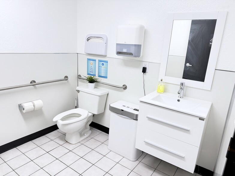 More Photos Of 4623 Enterprise Common, Fremont Light Manufacturing For Lease