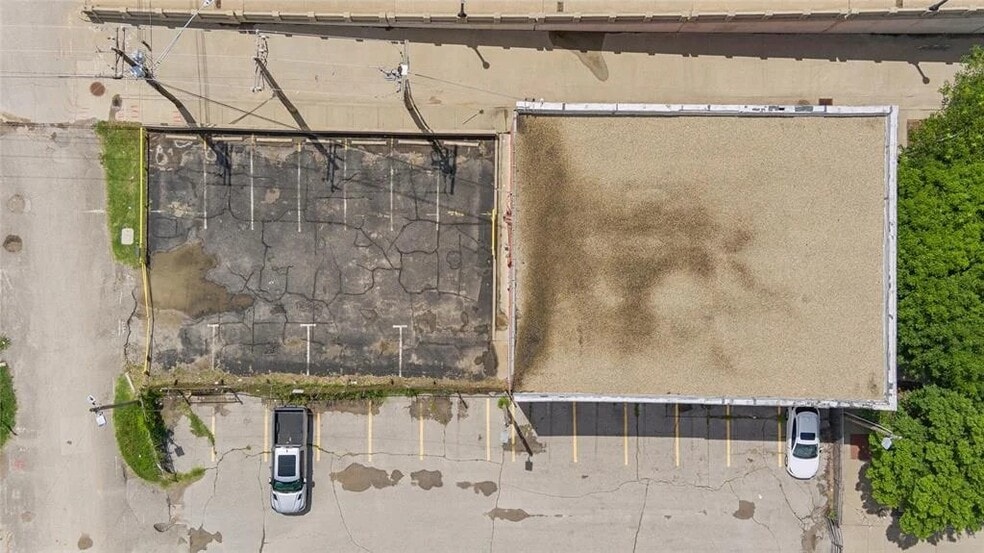 More Photos Of 200 E Main St, Oklahoma City Manufacturing For Sale