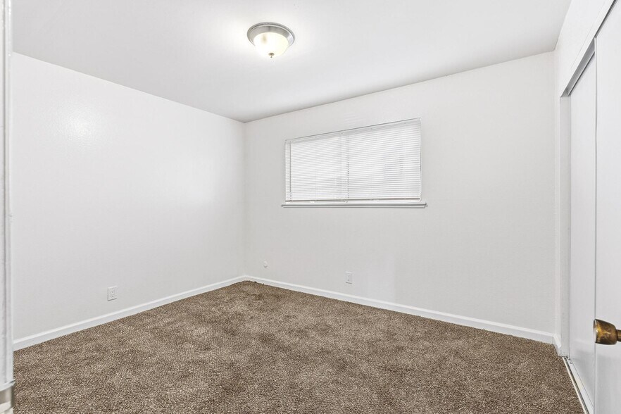 More Photos Of 1143 43rd Ave, Sacramento Apartments For Sale