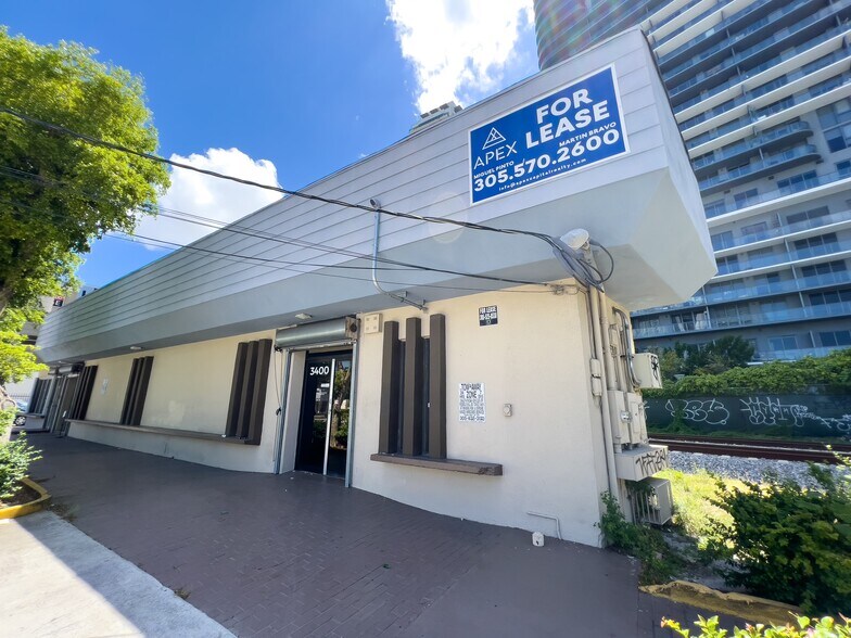 More Photos Of 3400 NE 2nd Ave, Miami Restaurant For Sale