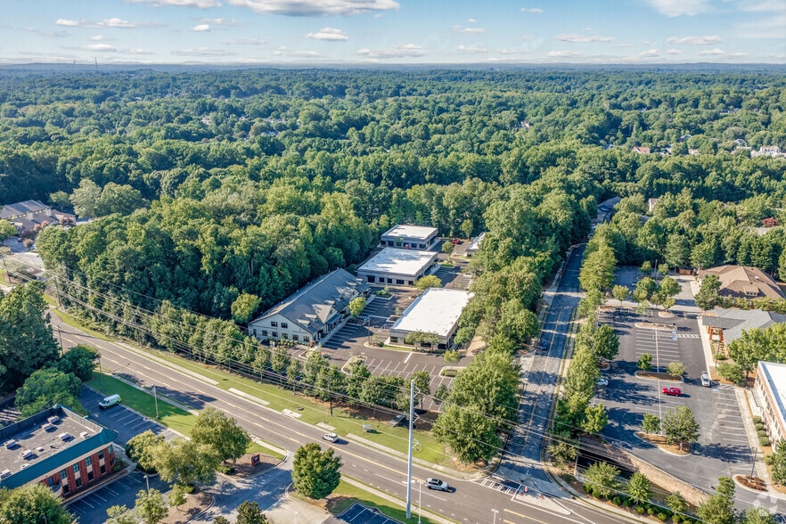 More Photos Of 1300 Upper Hembree Rd, Roswell Unknown For Lease
