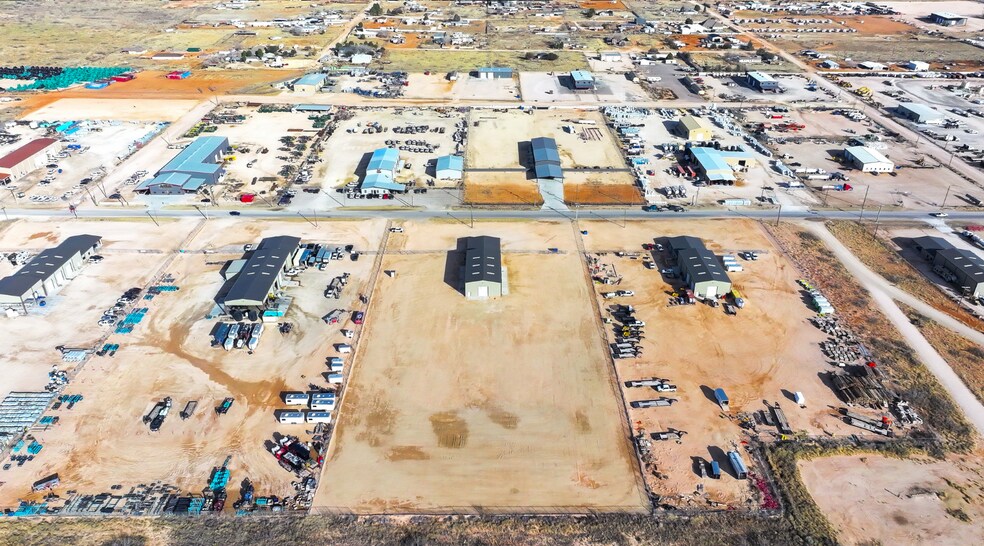 More Photos Of 1506 County 140 rd, Midland Warehouse For Lease