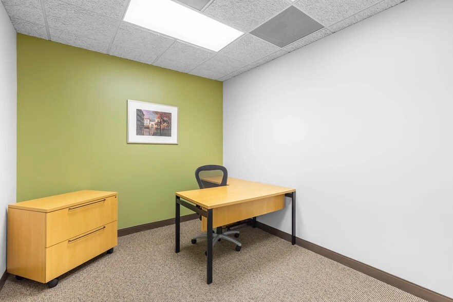 More Photos Of 3340 Peachtree Rd NE, Atlanta Office For Lease