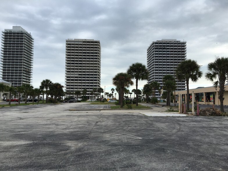 More Photos Of 2743 N Atlantic Ave, Daytona Beach Land For Lease