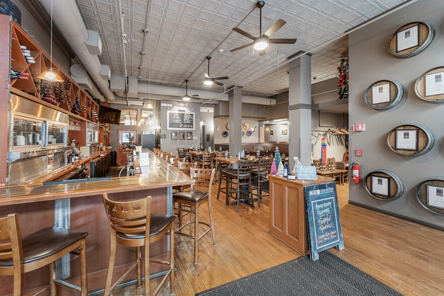 More Photos Of 1 W Market St, Corning Office Residential For Lease