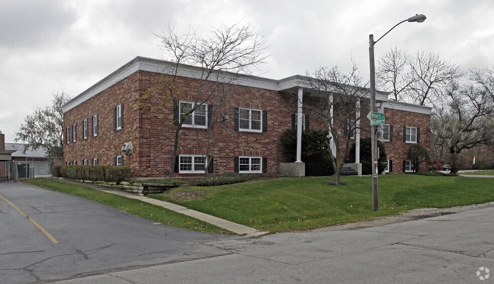 More Photos Of 3801 Monarch Dr, Racine Coworking Space