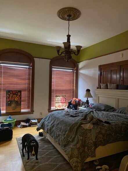 More Photos Of 110 W Walnut St, Kokomo Office For Sale