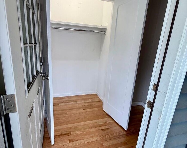 More Photos Of , Ithaca Unknown For Sale