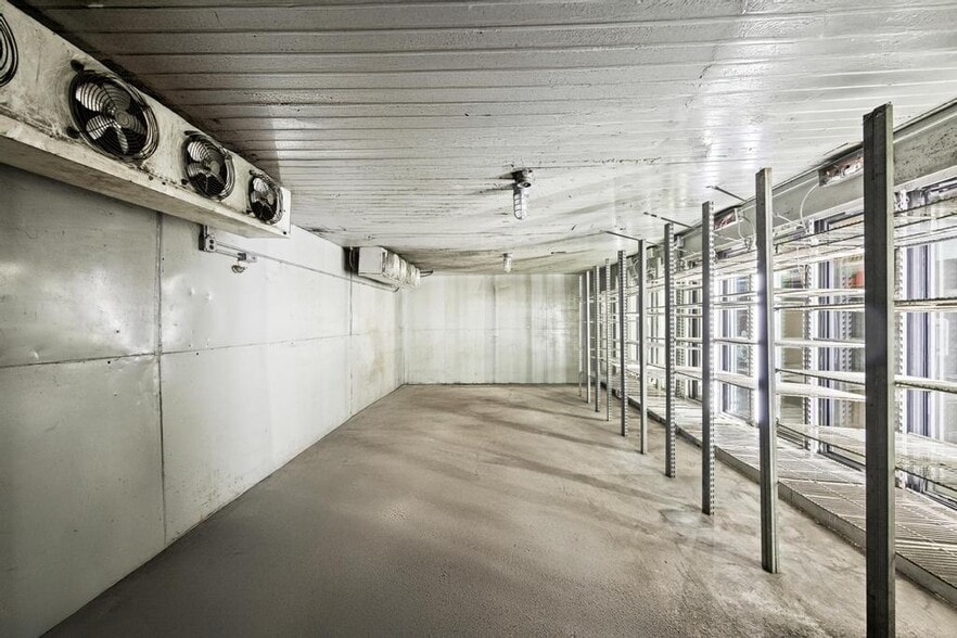 More Photos Of 308 Larkfield Rd, East Northport General Retail For Sale