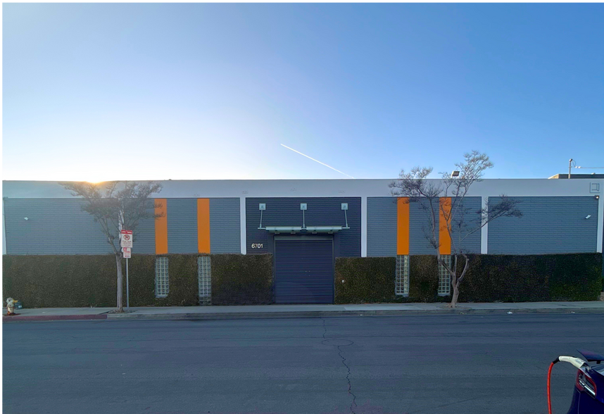 More Photos Of 6701 Odessa Ave, Van Nuys Warehouse For Lease