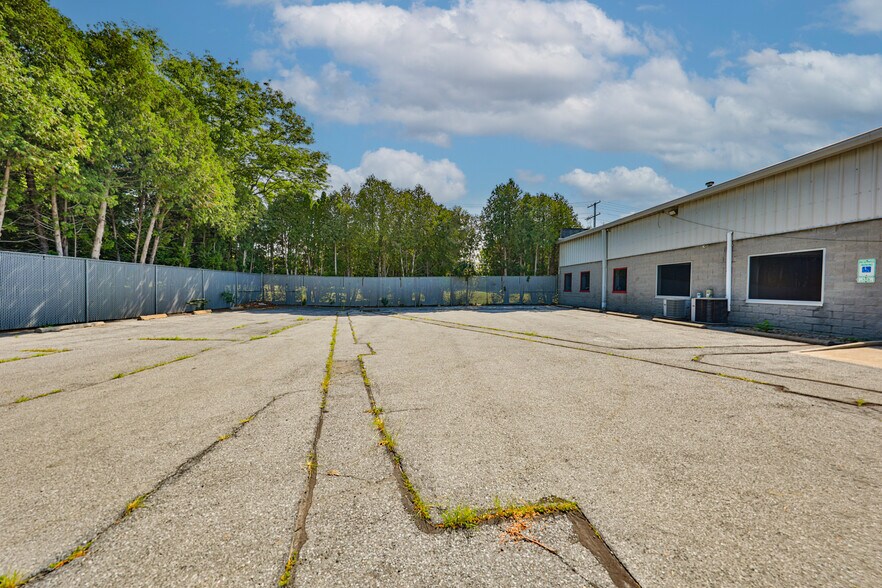 More Photos Of 2299 Brodhead Rd, Bethlehem Office For Sale