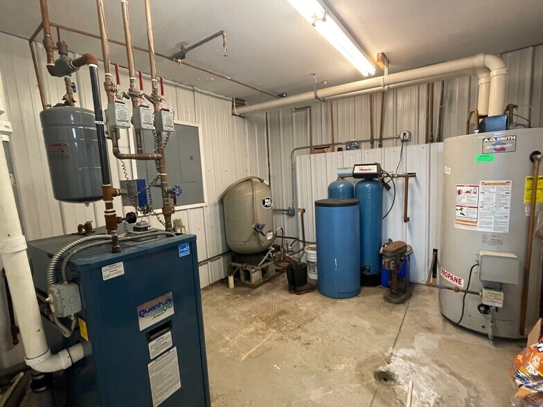 More Photos Of 9280 Knapp Rd, Houghton Lake Service For Sale