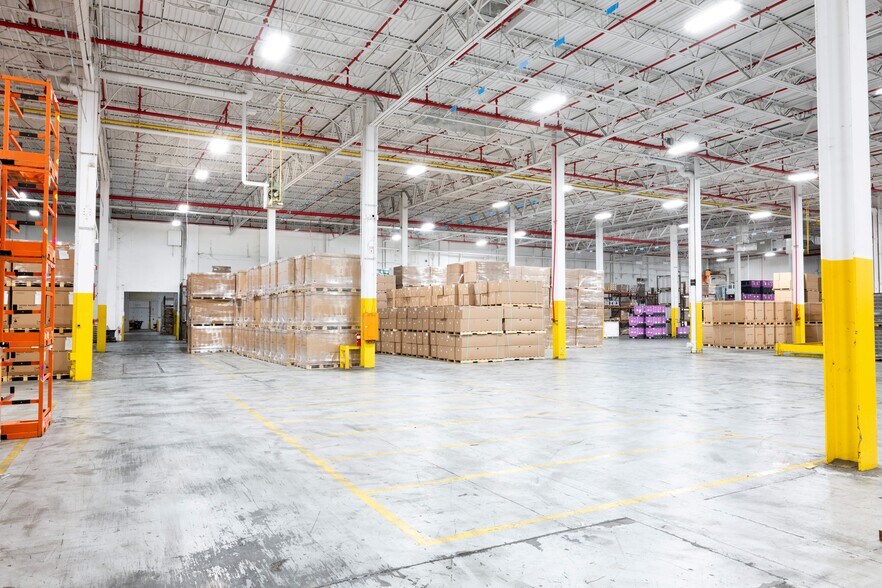 More Photos Of 1625 Saint George Rd, Evansville Manufacturing For Lease