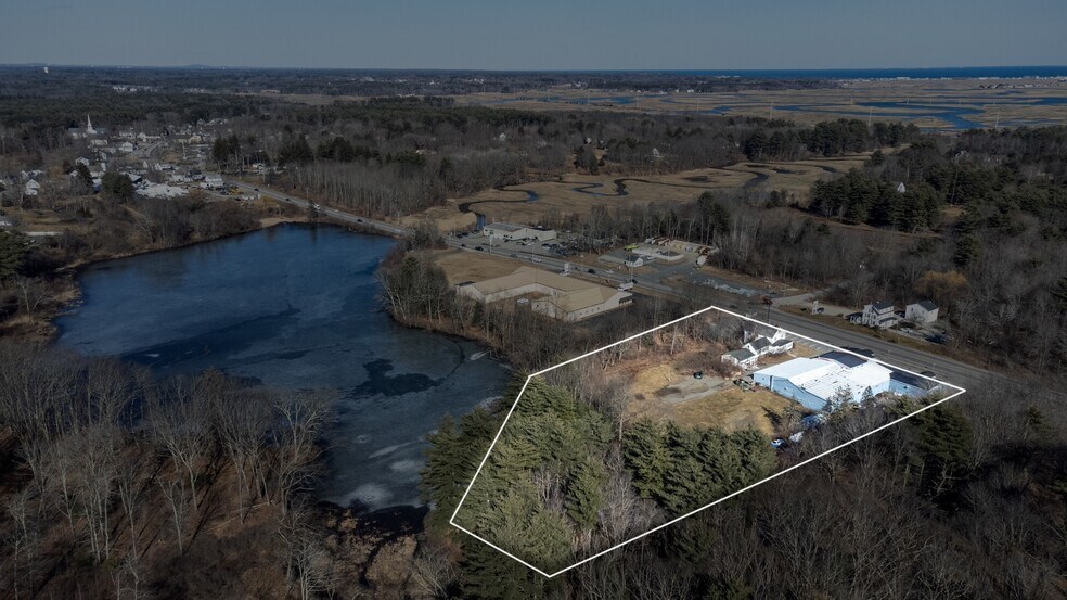 More Photos Of 34 Lafayette Rd, Hampton Falls Freestanding For Sale