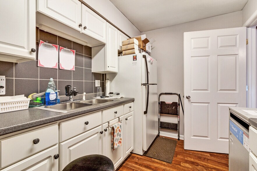 More Photos Of 129 Walker Hill, Crossville Freestanding For Sale