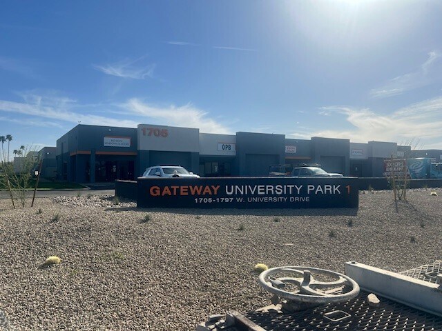 More Photos Of 1705 W University Dr, Tempe Unknown For Lease