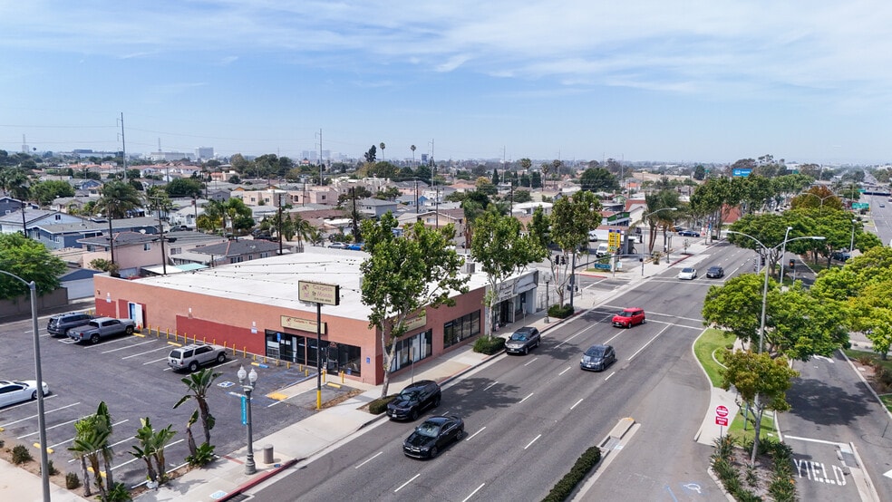 Primary Photo Of 16607-16617 Hawthorne Blvd, Lawndale Storefront For Sale