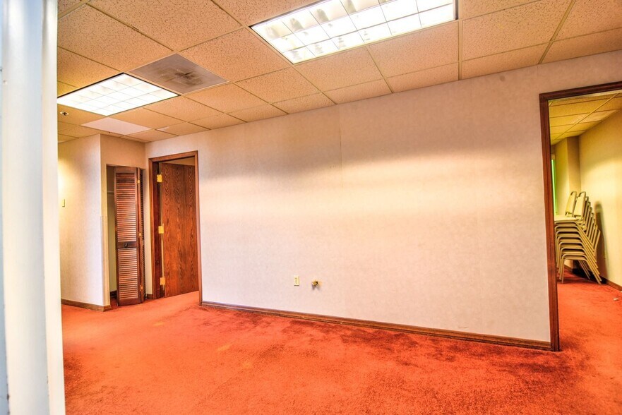 More Photos Of 1150 Cleveland St, Clearwater Office For Lease