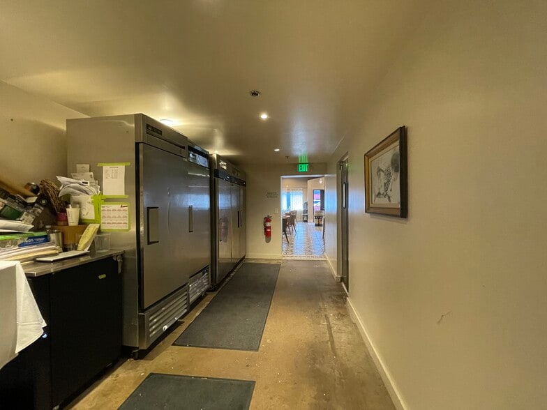 More Photos Of 2246 Larimer St, Denver Storefront For Lease