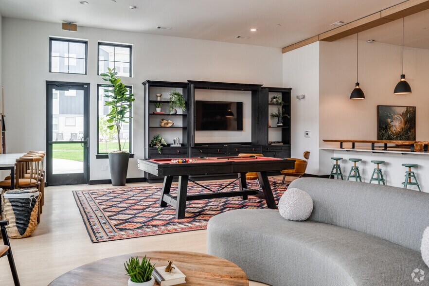 More Photos Of 2405 38th Ave, Greeley Apartments For Lease